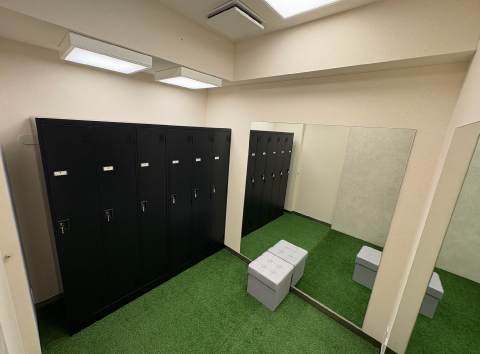 ロッカールーム